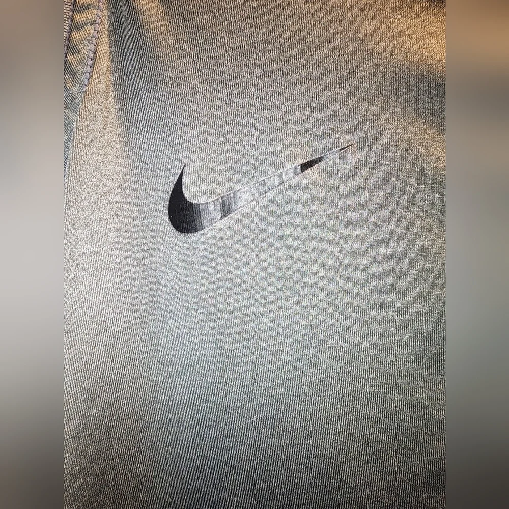 Nike Pro Combat T-shirt - Picture 3 of 6